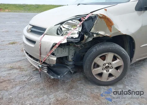 2004 Toyota Sienna Xle из США, поврежденный, VIN 5TDZA22C24S046259